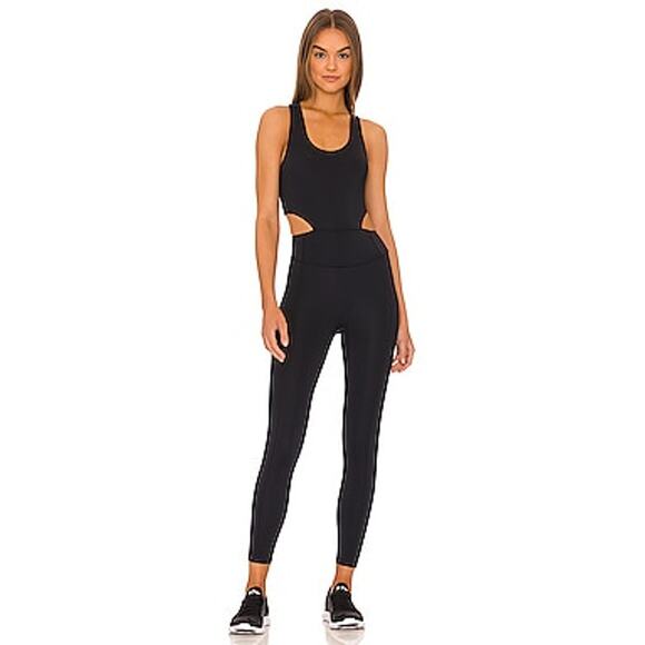 New Free People FP MOVEMENT Back It Up Onesie $98 SMALL Black Cropped - Picture 9 of 10